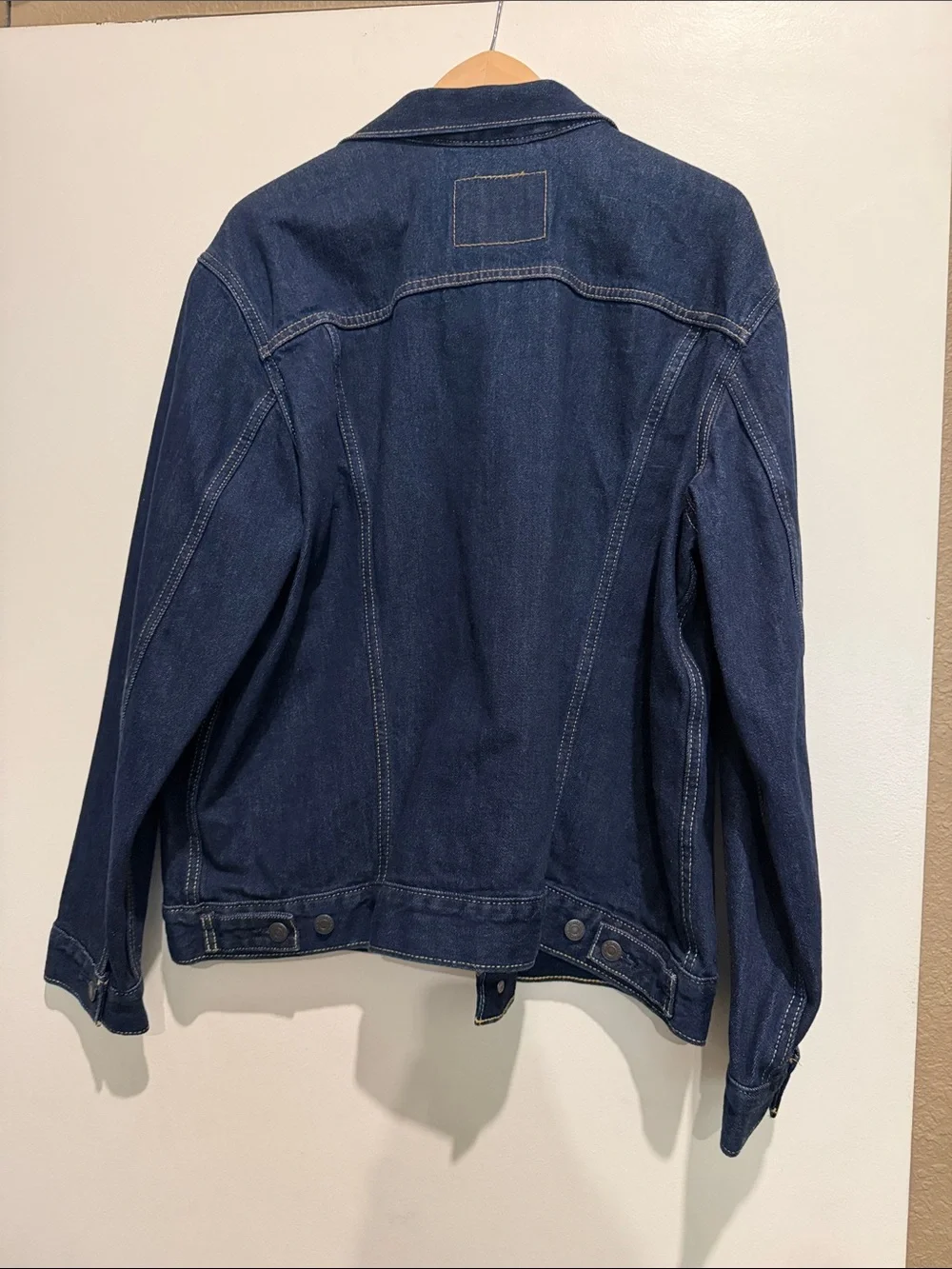 Levi's Indigo Blue Denim Trucker Jacket - Picture 2 of 5